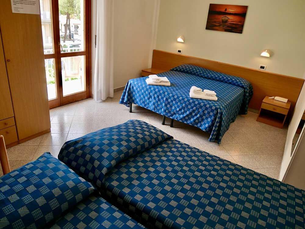 Hotel Jole Marina dʼMarina dʼAndora Zewnętrze zdjęcie