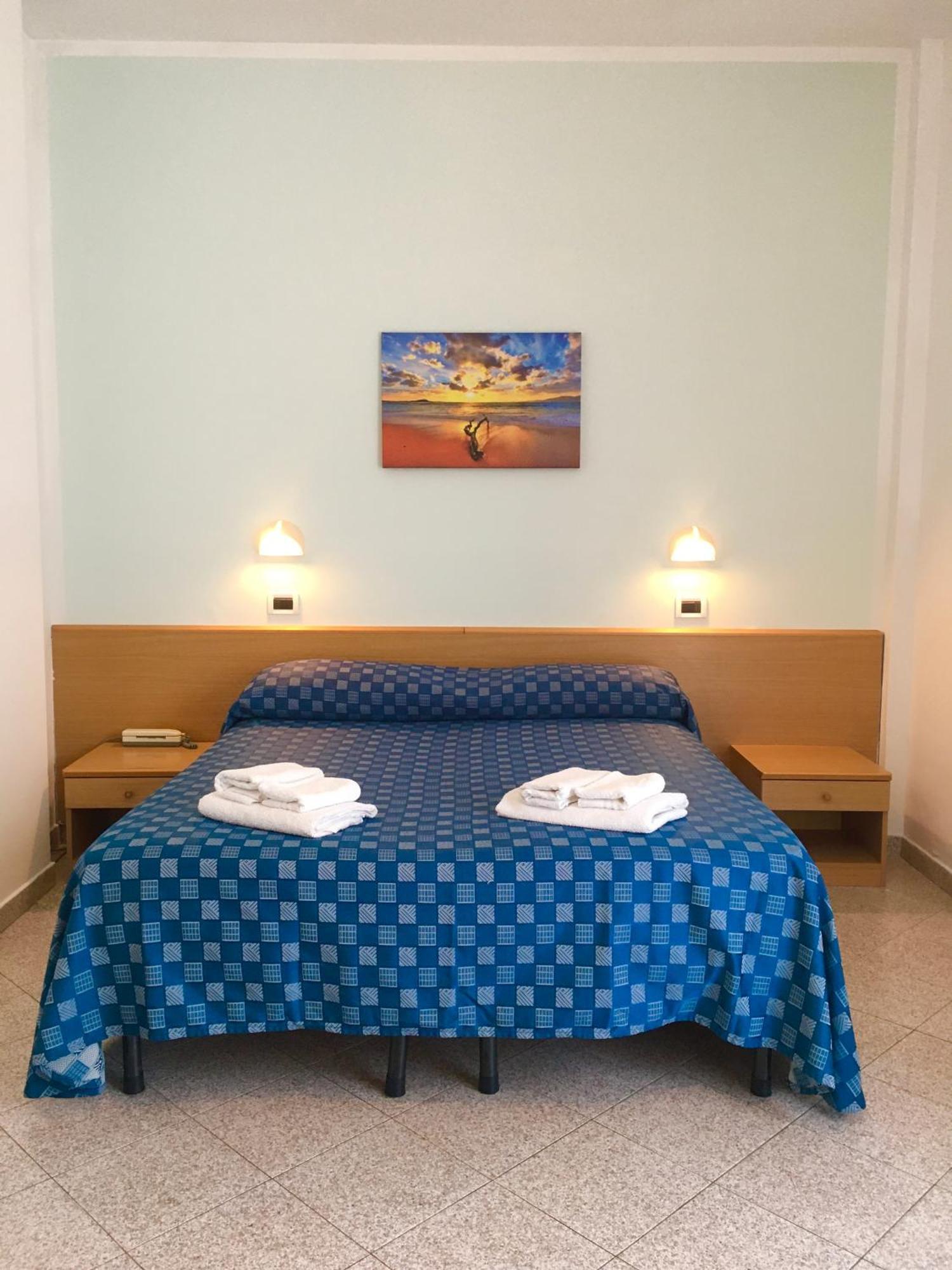 Hotel Jole Marina dʼMarina dʼAndora Zewnętrze zdjęcie
