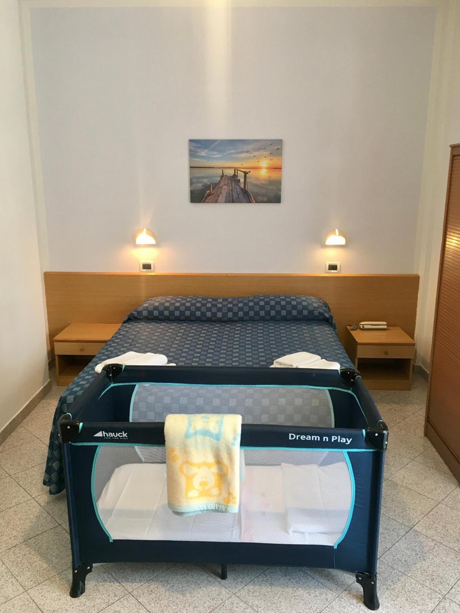 Hotel Jole Marina dʼMarina dʼAndora Zewnętrze zdjęcie