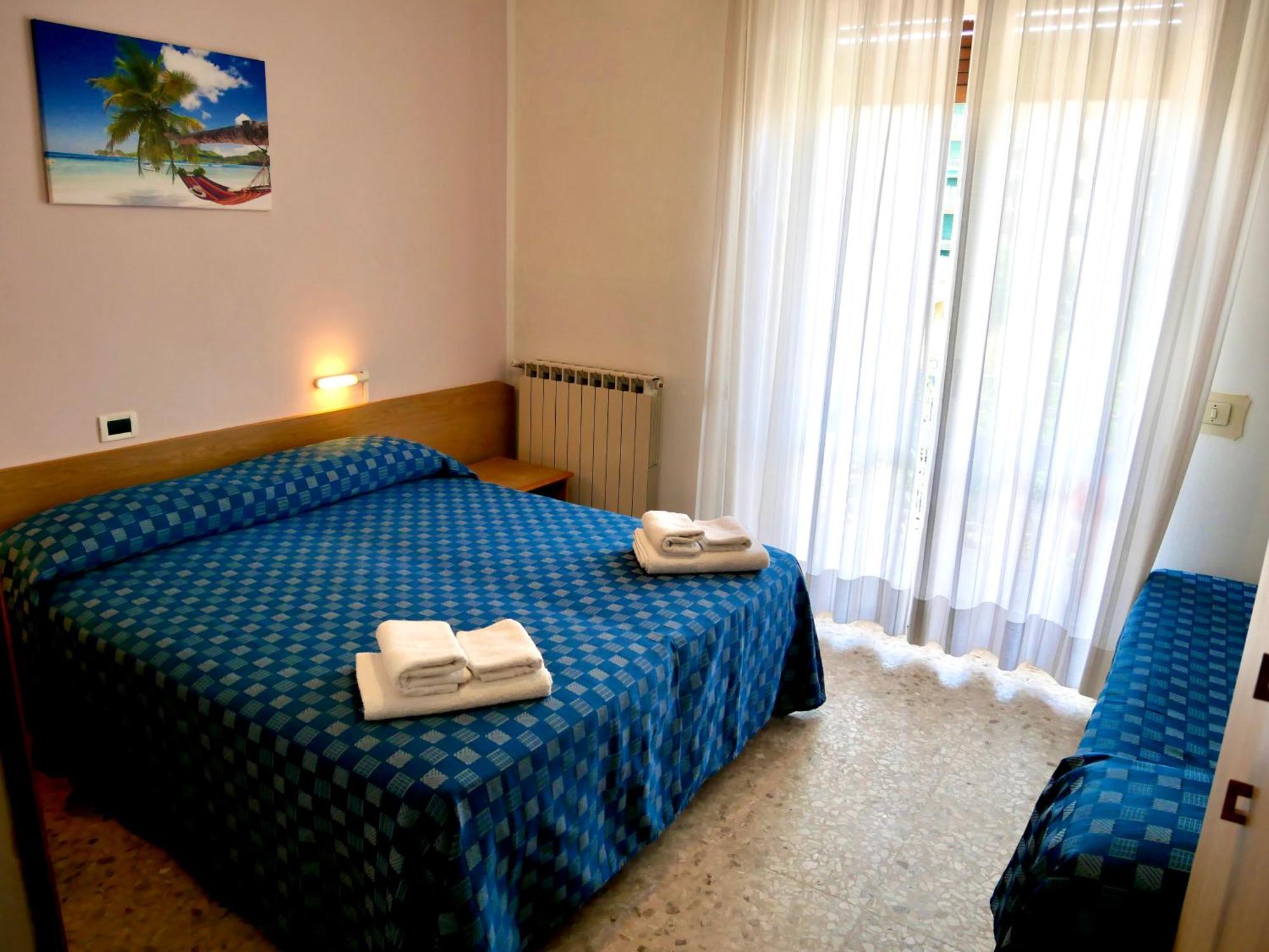 Hotel Jole Marina dʼMarina dʼAndora Zewnętrze zdjęcie